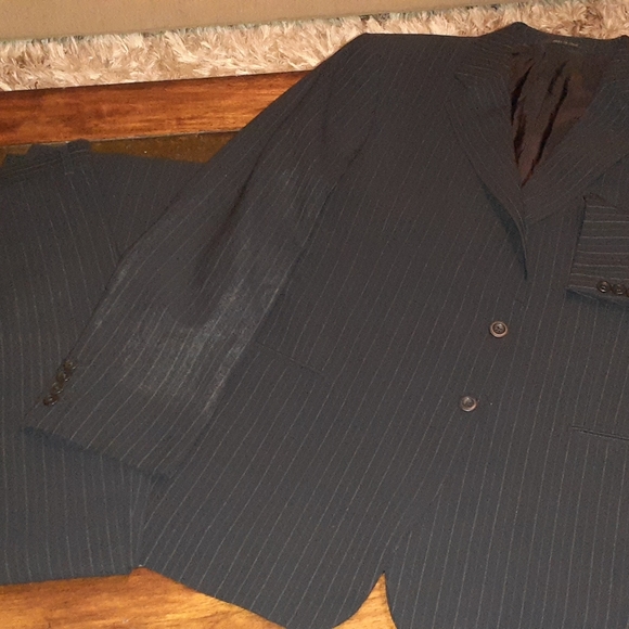 ARMANI Navy Two Piece Suit - Picture 1 of 8